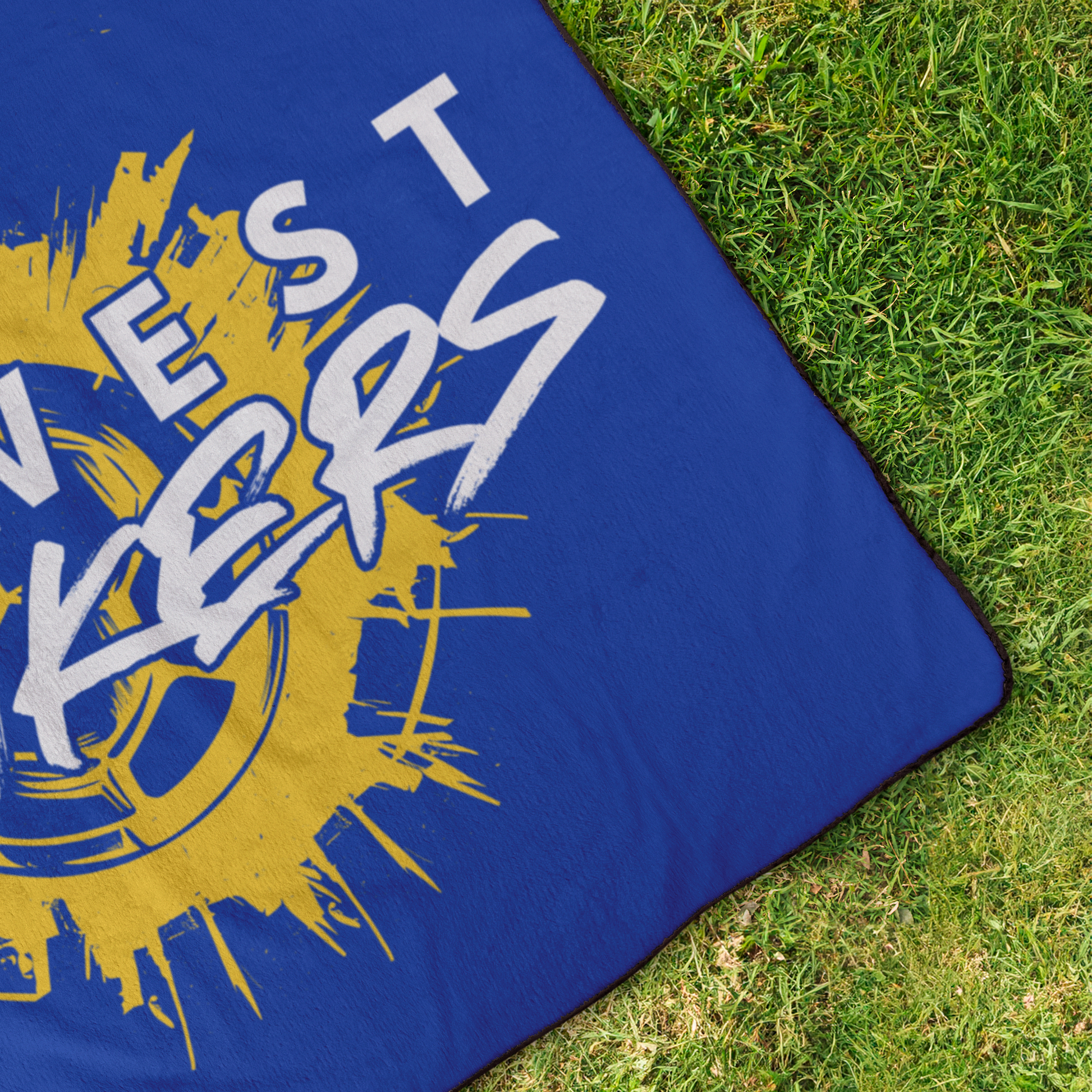 Key_West_Strikers_Stadium_Blanket_StadiumBlanket_OverheadGrass_H_Mockup.png
